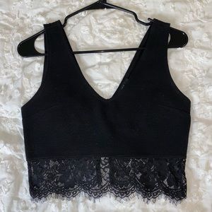 Lace V Crop